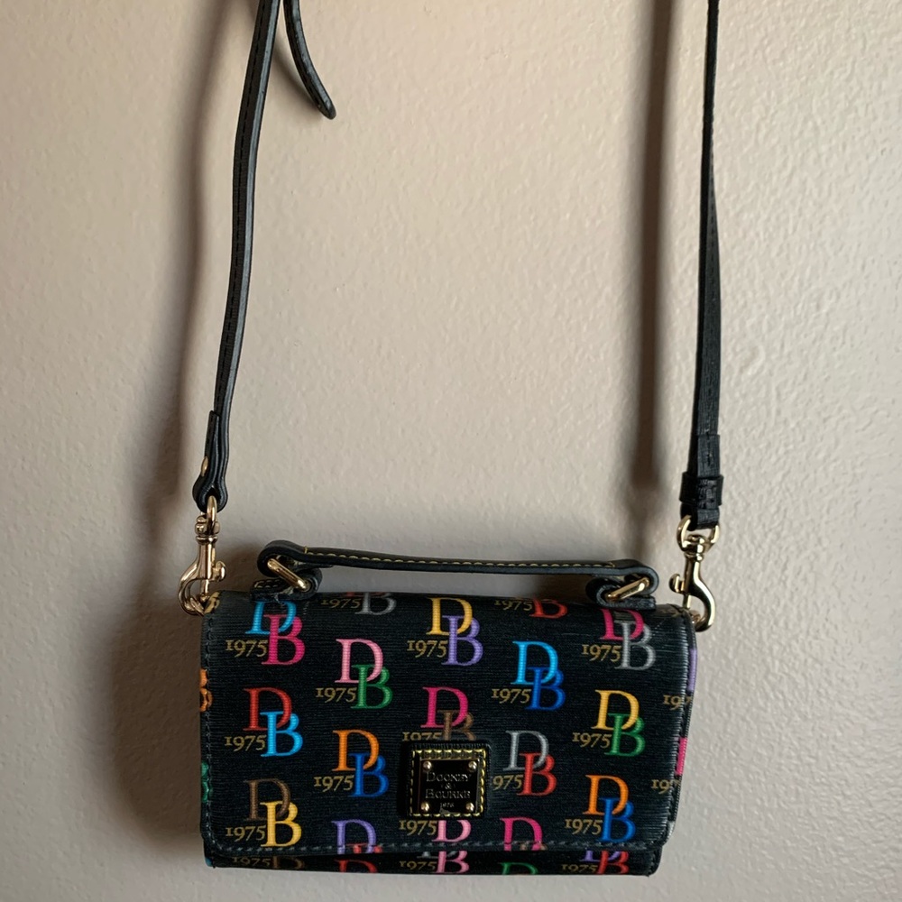 Dooney Bourke